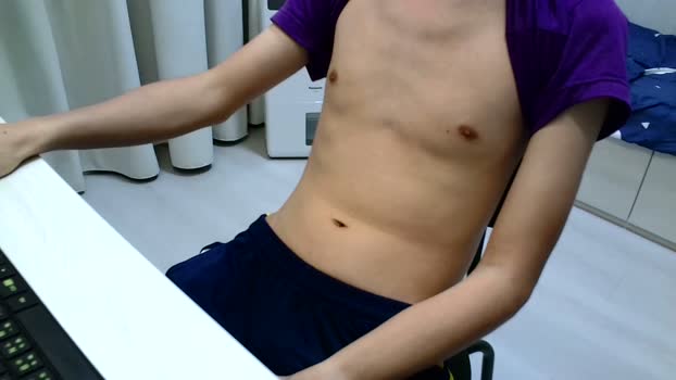 gayzhengbi 07-12-2025 Recorded Video legs