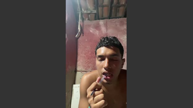 Pauzudo18vini 12-12-2025 Recorded Video spanking