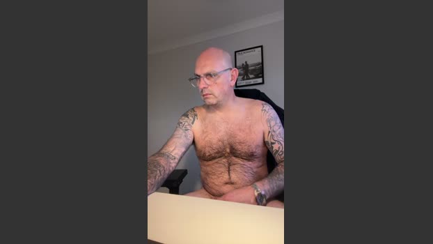 hornyhants1 12-12-2025 Recorded Video kiss