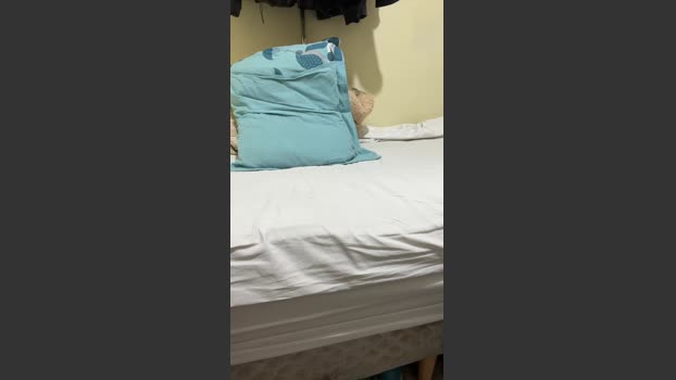 raul4396624 13-12-2025 Recorded Video legs