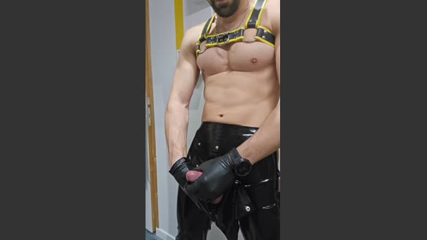 fred2085 15-12-2025 Recorded Video sexymale