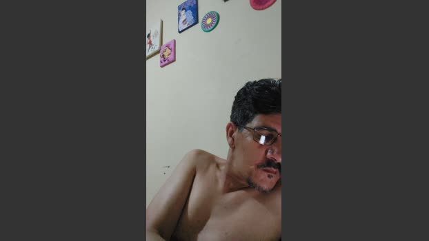 lindo2013 15-12-2025 Recorded Video jerkoff