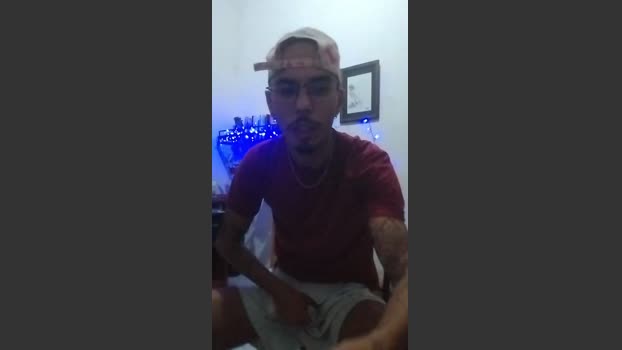 Klinger30 18-12-2025 Recorded Video kissing