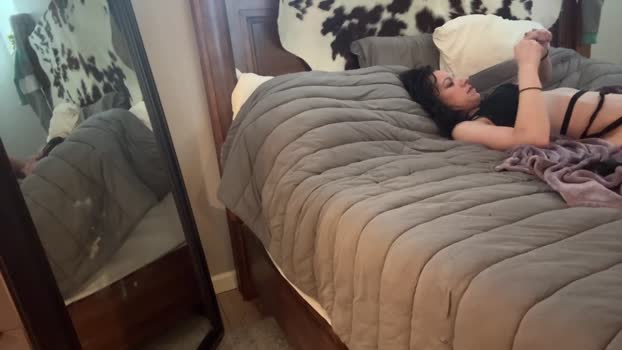 StudlyHardwood 17-12-2025 Recorded Video amateur