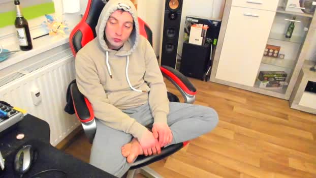 tonibiteen21 18-12-2025 Recorded Video moan
