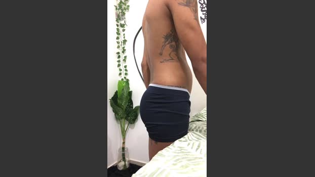 elvisnaomorreu 22-12-2025 Recorded Video fuckher