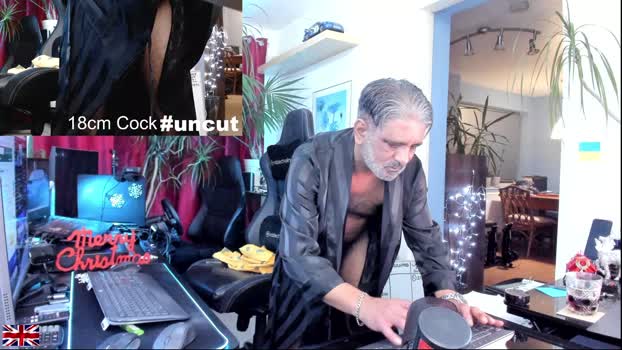 OnlineBossUK 25-12-2025 Recorded Video bigballs
