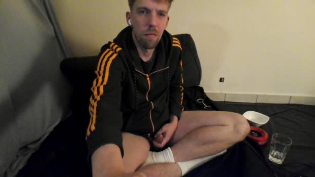 geilaufpp 25-12-2025 Recorded Video sexymale