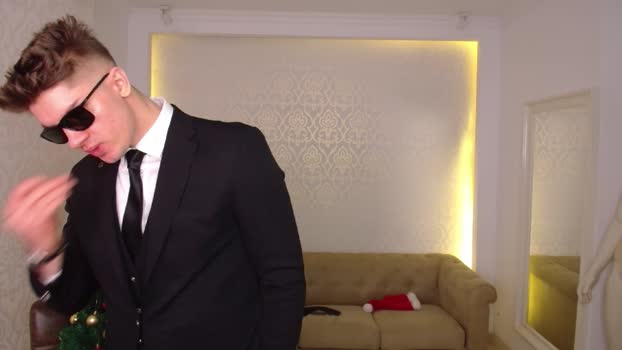 MaxKaidenn 27-12-2025 Recorded Video blowjob