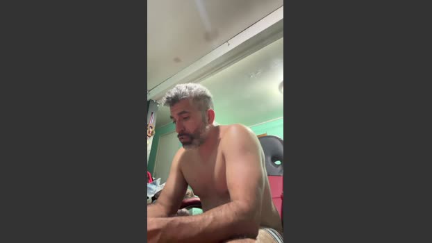CM1989 28-12-2025 Recorded Video sexymale