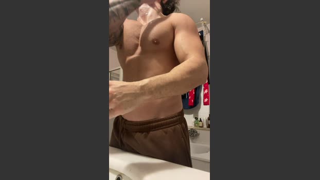 Porcellone22 27-12-2025 Recorded Video suckcock