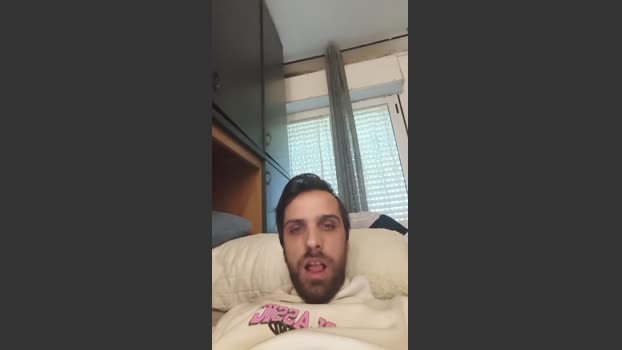 simo588 28-12-2025 Recorded Video fingers
