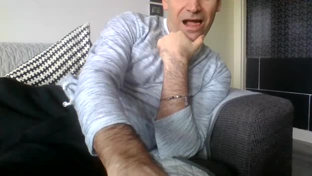 fox6900 01-01-2026 Recorded Video yummy