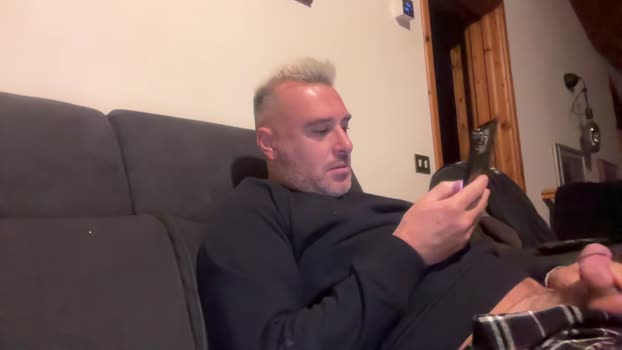marcovik 09-01-2026 Recorded Video kissing