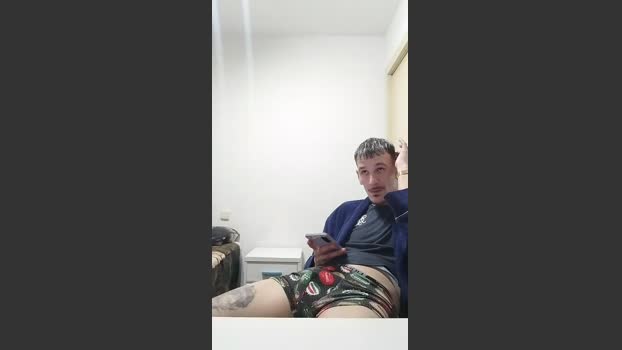 Elnene1995 15-01-2026 Recorded Video handsome