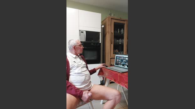 loulou2955 23-01-2026 Recorded Video legs