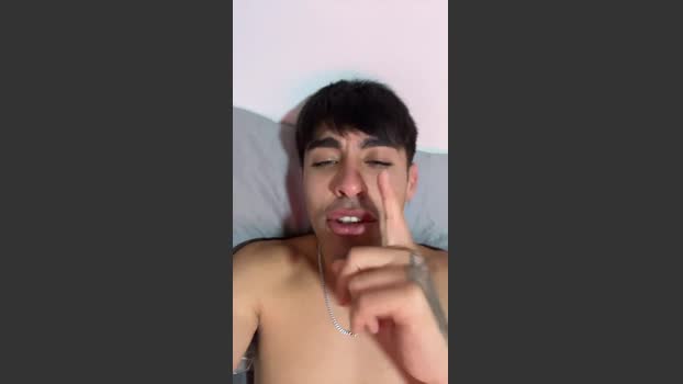 angxlz22 16-02-2026 Recorded Video kiss
