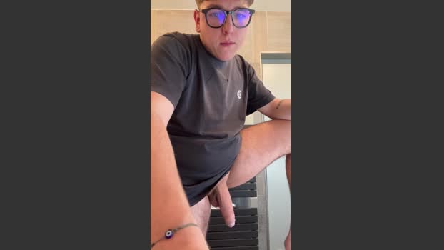 PaonRouge 04-03-2026 Recorded Video striptease