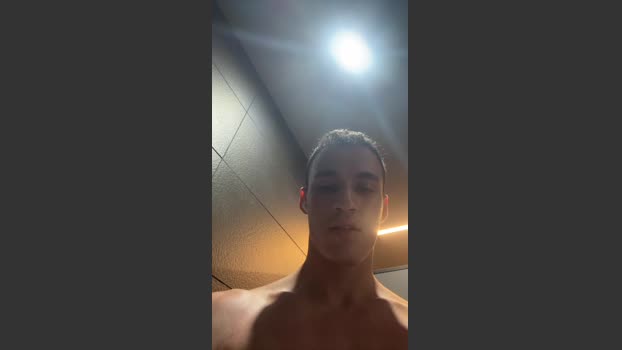 LeoDelvey_ 26-03-2026 Recorded Video legs