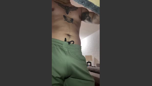 levi_rentboy 04-04-2026 Recorded Video legs