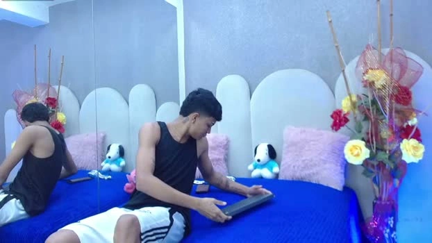partyduoboys Live 17-04-2026 Gay Cam kiss juicy