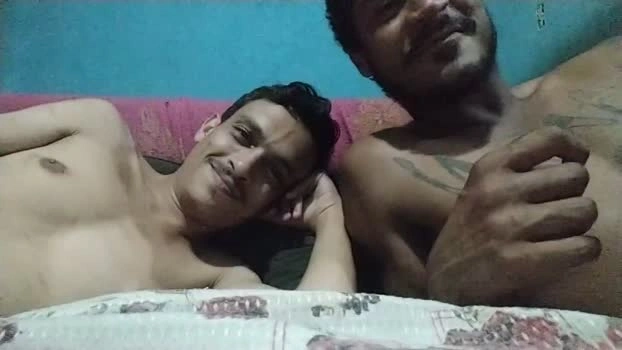 RobertLuz Live 18-04-2026 Gay Cam moan yummy