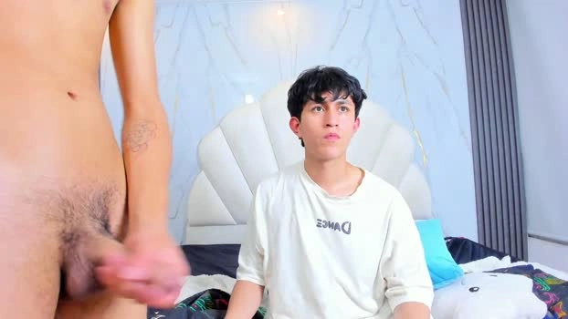 hoot_booys_ Live 18-04-2026 Gay Cam cute twink