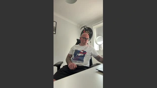 hornyhants1 Live 18-04-2026 Gay Cam striptease hardcore