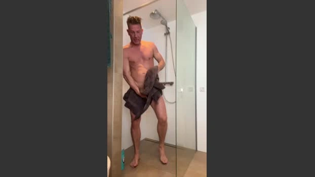 40michel Live 20-04-2026 Gay Cam toy Topless