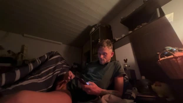 DeluxeCD47 Live 19-04-2026 Gay Cam Cam suckshow