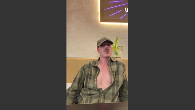DinisJeitoso Live 19-04-2026 Gay Cam strip show
