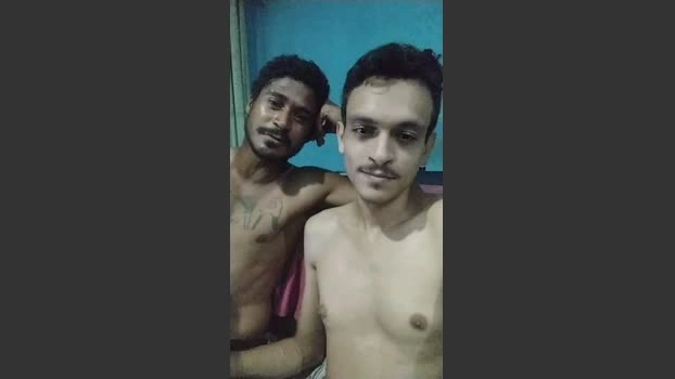 RobertLuz Live 20-04-2026 Gay Cam horny fingering