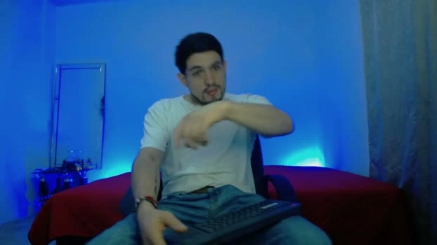 WilliamSteel01 Live 20-04-2026 Gay Cam lick big