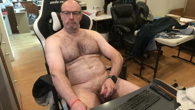schief6218 Live 20-04-2026 Gay Cam analtoy playtime