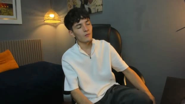 trevor_mob Live 19-04-2026 Gay Cam gay Show