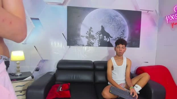 josetwin_group Live 21-04-2026 Gay Cam kissing fuckass
