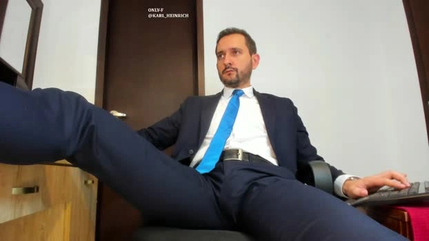 KarlBoss Live 21-04-2026 Gay Cam playtime lick