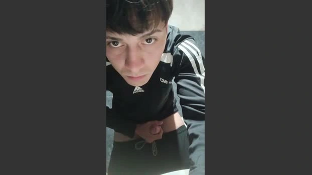 Titanhid Live 22-04-2026 Gay Cam ass horny