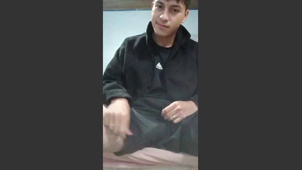 Titanhid Live 22-04-2026 Gay Cam play fingering