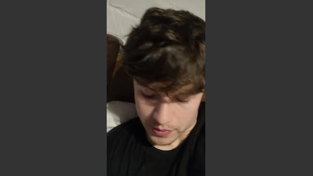 Vnbuklvn Live 22-04-2026 Gay Cam show sex