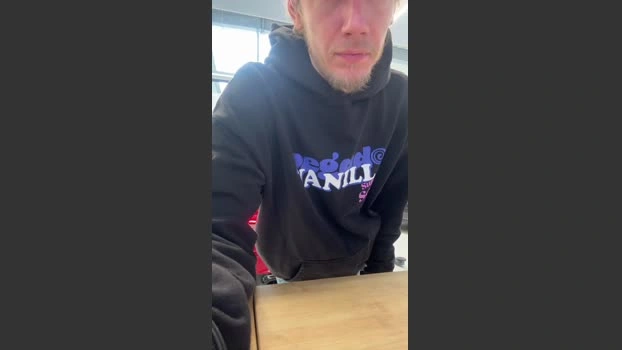 Mr_02_93 Live 23-04-2026 Gay Cam analtoy fingers