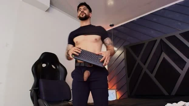 Petesevanss Live 23-04-2026 Gay Cam hot Cam