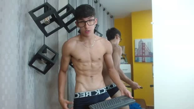 jeremy_job Live 22-04-2026 Gay Cam sexyfeet sexybody