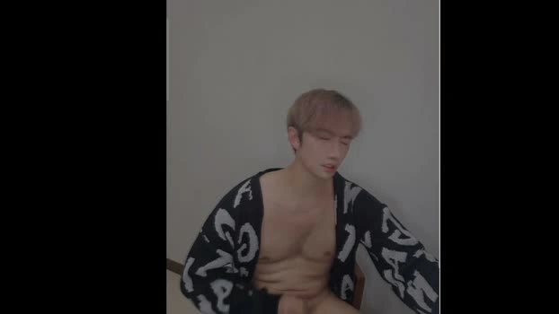 top20cm5cm Live 22-04-2026 Gay Cam dirty blowjob