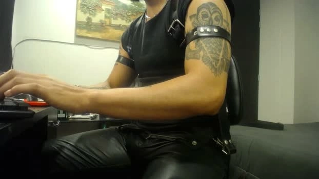Danburythebeast Live 24-04-2026 Gay Cam juicy sexy