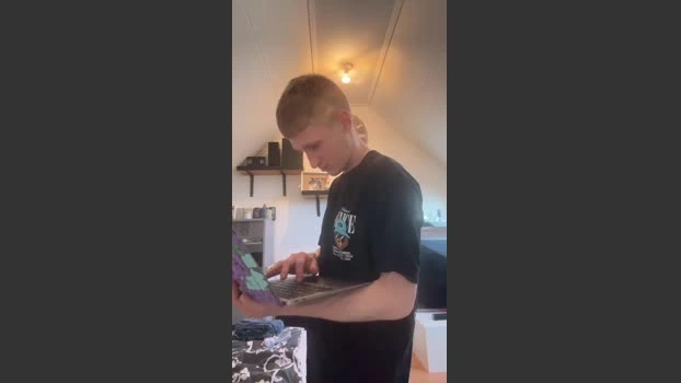 HornyPornyGuy Live 23-04-2026 Gay Cam big bigcock