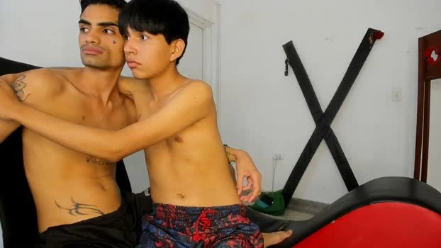 Hot_Latino_guys Live 26-04-2026 Gay Cam bigdick play