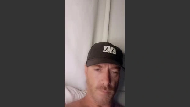Loiroatv36sc Live 26-04-2026 Gay Cam juicy spanking