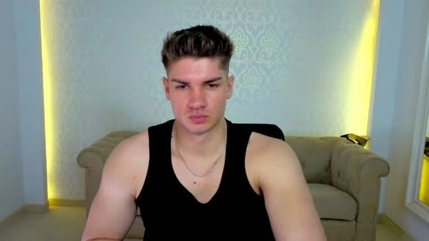 MaxKaidenn Live 26-04-2026 Gay Cam bigtoys sexybody