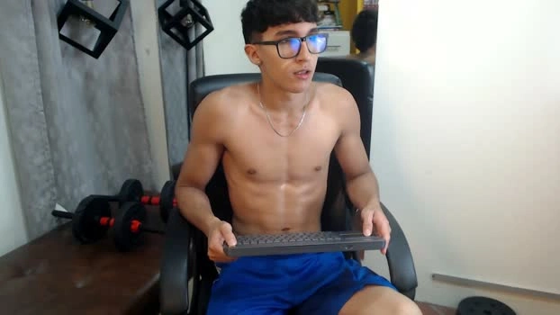 jeremy_job Live 26-04-2026 Gay Cam hot playtime